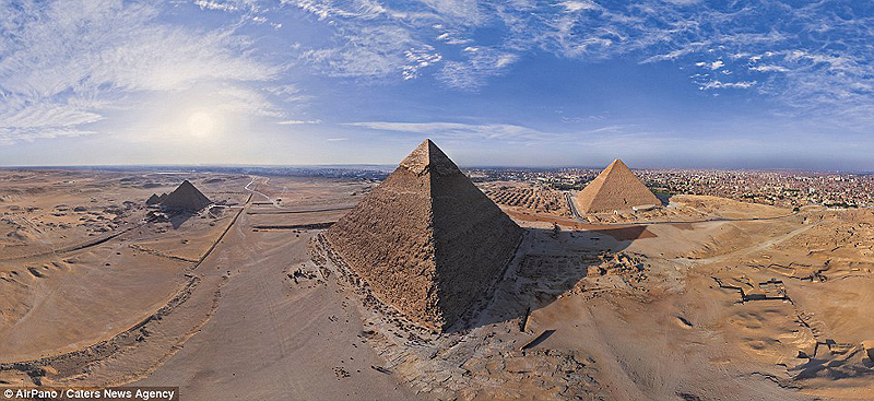הפירמידות במצרים , צילום: AirPano