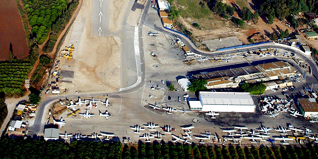 שדה התעופה ב הרצליה צילום אווירי, צילום: מאיר פרטוש באמצעות אילן ארד