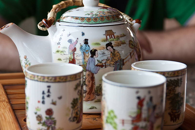 כלי הגשה לתה, צילום: flickr / ahenobarbus