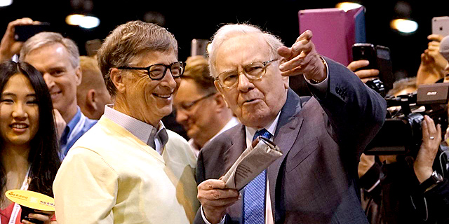 וורן באפט וביל גייטס, מדוע מיליארדרים תורמים להצלת העולם?, צילום: רויטרס