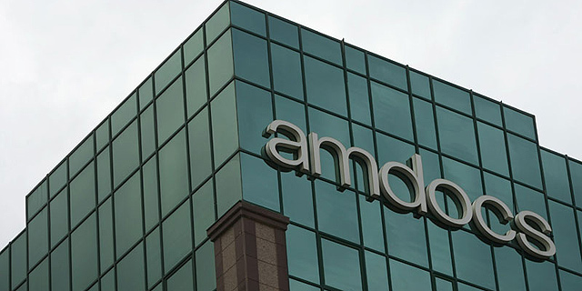 אמדוקס רוכשת שלוש חברות תוכנה תמורת 260 מיליון דולר