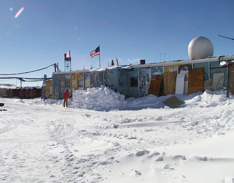 תחנת ווסטוק באנטרקטיקה. המקום הכי קר בעולם - מינוס 89 מעלות בשיא