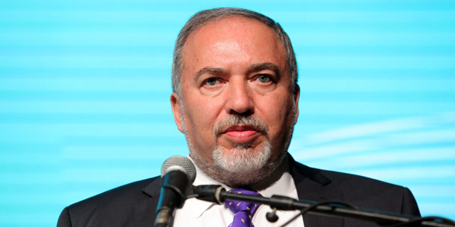 שר הביטחון אביגדור ליברמן, צילום: עמית שעל