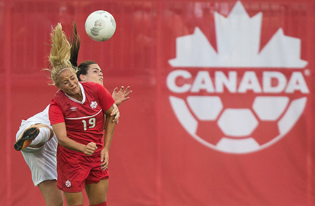 כדורגל נשים בקנדה. ההוצאות הראשונות בשני הטורנירים עמדו על 216 מיליון דולר קנדי, שיצרו פעילות כלכלית בשווי 249 מיליון דולר קנדי