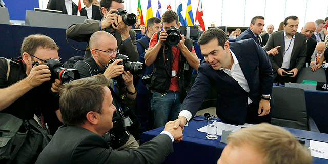 ראש ממשלת יוון אלכסיס ציפרס בפרלמנט האירופי , צילום: רוטירס