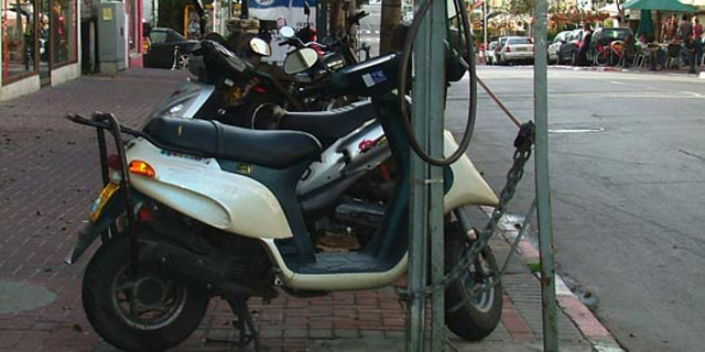 בלעדי ל&quot;כלכליסט&quot;: רפורמת היבוא המקביל: יבואני האופנועים הקטנים דורשים ערבויות מופחתות