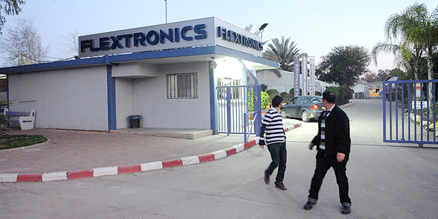 פלקסטרוניקס אופקים מפטרת עוד 50 עובדים