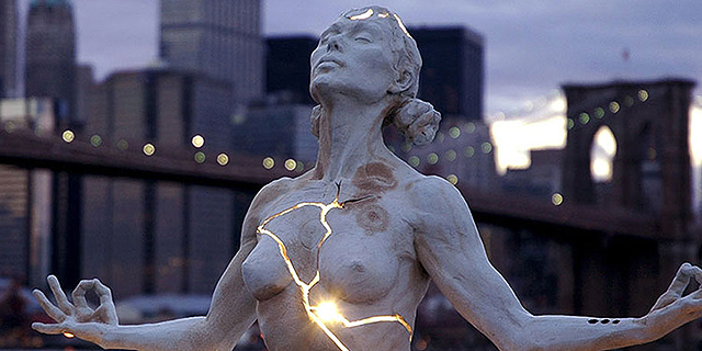 יופי דומם: פסלים יצירתיים במיוחד בערים בעולם