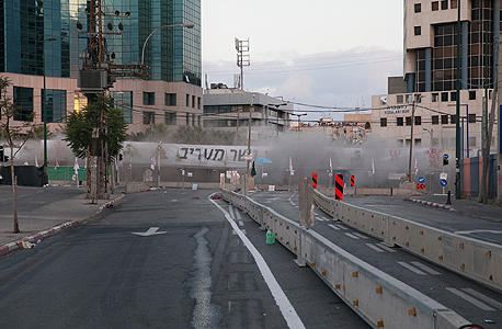 פיצוץ הגשר, צילום: אוראל כהן