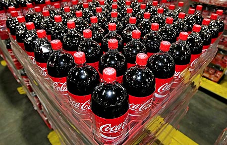 בקבוקי קוקה־קולה, צילום: בלומברג