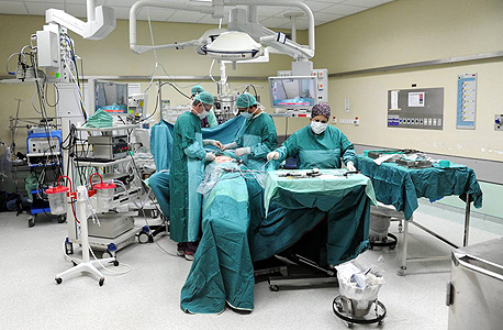 חדר ניתוח בבית חולים, צילום: חיים הורנשטיין
