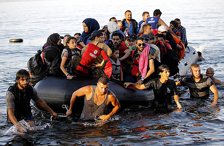 פליטים באי לסבוס, יוון, צילום: רויטרס