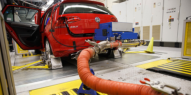 פרשת פולקסווגן: גרמניה תבחן את נתוני הזיהום של יצרניות רכב נוספות 
