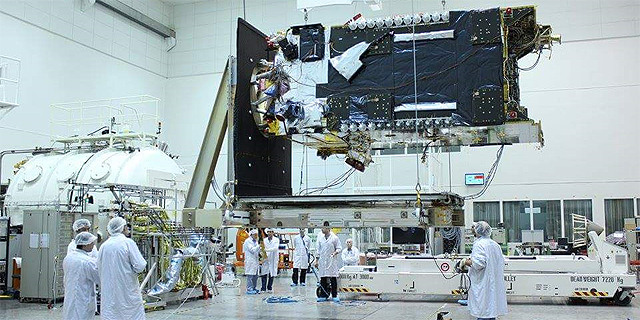 The Amos 6 satellite. Photo: PR