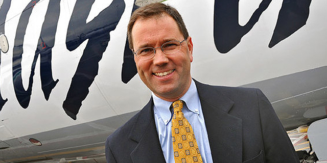בראד טילדן, מנכ"ל חברת תעופה אלסקה איירליינס, צילום: aviationpros.com
