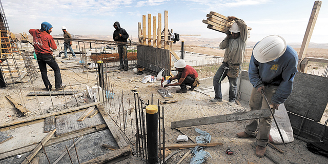 הלמ&quot;ס: עלייה של 26% בהתחלות הבנייה בהתנחלויות ב-2015