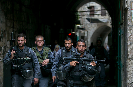 שוטרים בירושלים. למצולמים אין קשר לכתבה