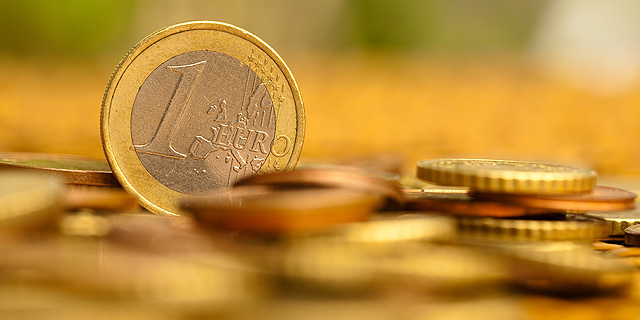 על רקע משבר החובות: נציבות האיחוד האירופי חותכת את תחזית הצמיחה