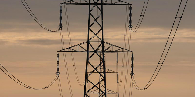 שום דבר לא השתנה: משרד האנרגיה יבקש שוב לחדש את רישיון חברת החשמל