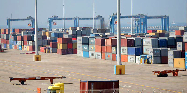איגוד לשכות המסחר שוקל עתירה בשל העיכובים בשחרור מזון בנמל אשדוד