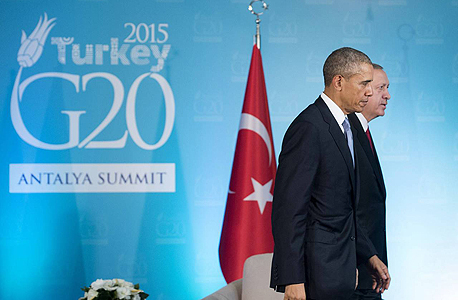 מלפנים נשיאי ארה"ב ברק אובמה ו נשיא טורקיה רג'יפ ארדואן, צילום: איי אף פי