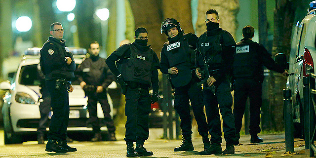 אחרי 7 שעות מצור בפריז: המחבל האחרון נעצר, שניים נהרגו