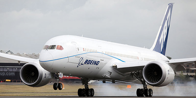 בואינג מחדשת את טיסות המבחן של 787
