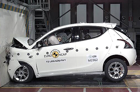 לנצ'יה אפסילון מבחני ריסוק  Euro Ncap, צילום: Euro NCAP