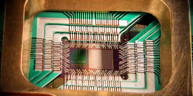 מחשב קוונטי מסוג D-Wave , צילום: ויקימדיה