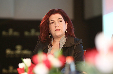 מירב ספקטורובסקי-ששון, מנהלת אגף בנקאות ישירה בנק הפועלים