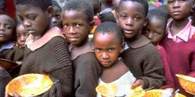 לראשונה: שיעור האנשים בעולם החיים בתנאי עוני קיצוני - פחות מ-10%