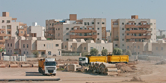 בנייה בנתיבות, צילום: ישראל יוסף