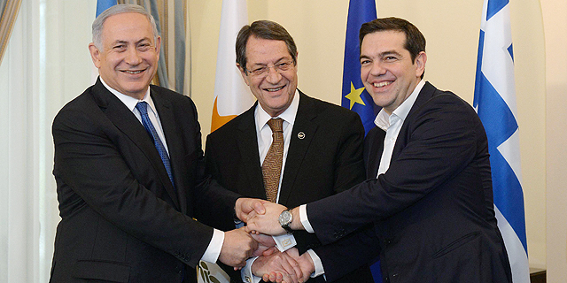 כוח משולש: ישראל יוון וקפריסין יבחנו יצוא גז במשותף לאירופה