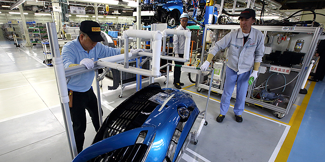 טויוטה הודיעה: הייצור ביפן יוקפא עקב מחסור בפלדה