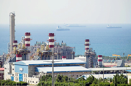 מסוף גז טבעי בצפון המפרץ הפרסי, צילום: רויטרס