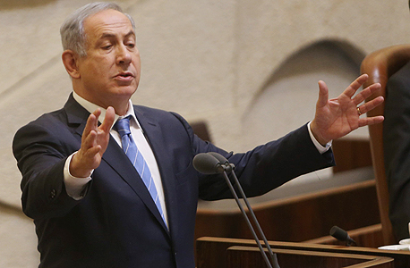 בנימין נתניהו ראש הממשלה נואם ב מליאת הכנסת, צילום: אלכס קולומויסקי