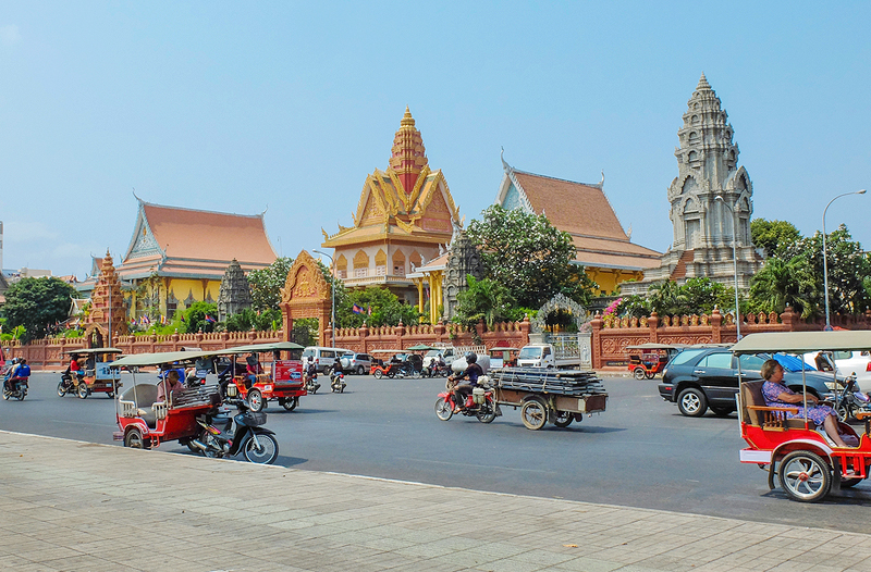 פנום פן, קמבודיה. אדריכלות מרשימה