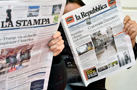 שני העיתונים "לה סטמפה" ו"לה רפובליקה". מתמזגים