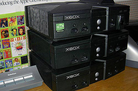 קונסולת ה-XBox הראשונה (לא 360)