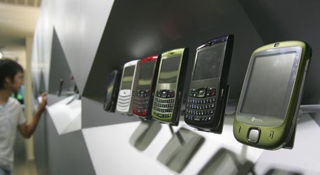 פרטי החשבון של מיליוני לקוחות T-Mobile בבריטניה הוצעו למתחרות