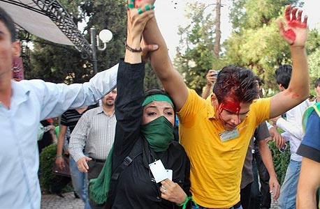 המהומות באיראן: 150 סוחרים ומפגינים נעצרו