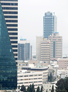 מגדלי משרדים בתל אביב