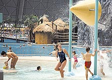 פארק המים Tropical Islands