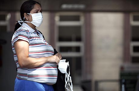 משרד הבריאות בבריטניה הנחה נשים בהיריון למעט בנסיעה בתחבורה ציבורית, צילום: איי פי
