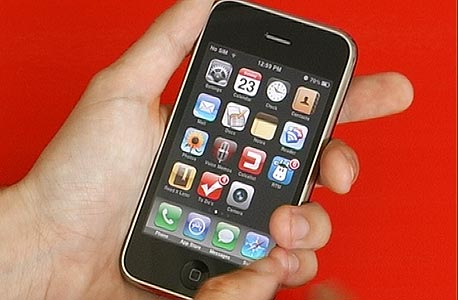 אייפון 3G עם Cydia, צילום: חגי דקל