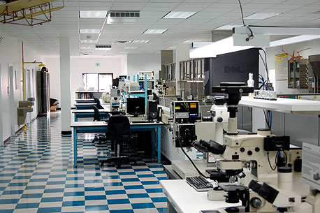 מעבדה של IV