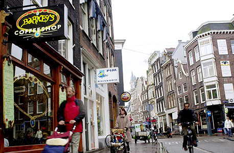 קופי שופ באמסטרדם, צילום: בלומברג