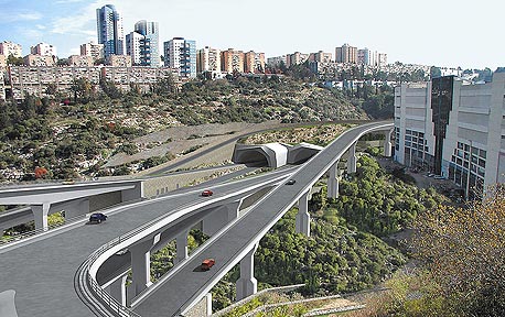 מנהרות הכרמל. חצייה מלאה של הכביש בין הכניסה הדרומית לעיר חיפה ועד לצומת הצ