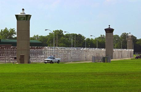 בית כלא באינדיאנה. אימיילים תחת פיקוח