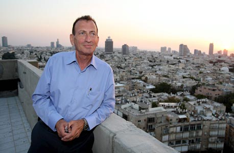 רון חולדאי, ראש עיריית תל אביב. השליך פצצה סוציאלית